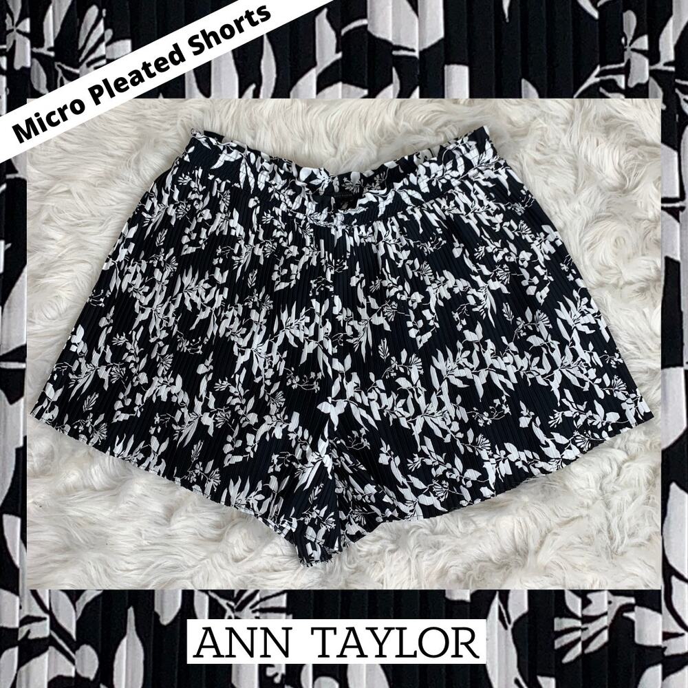 Plus Size 2XL Ann Taylor MicroPleat Shorts Resort Cruise Vacation Summer Beach